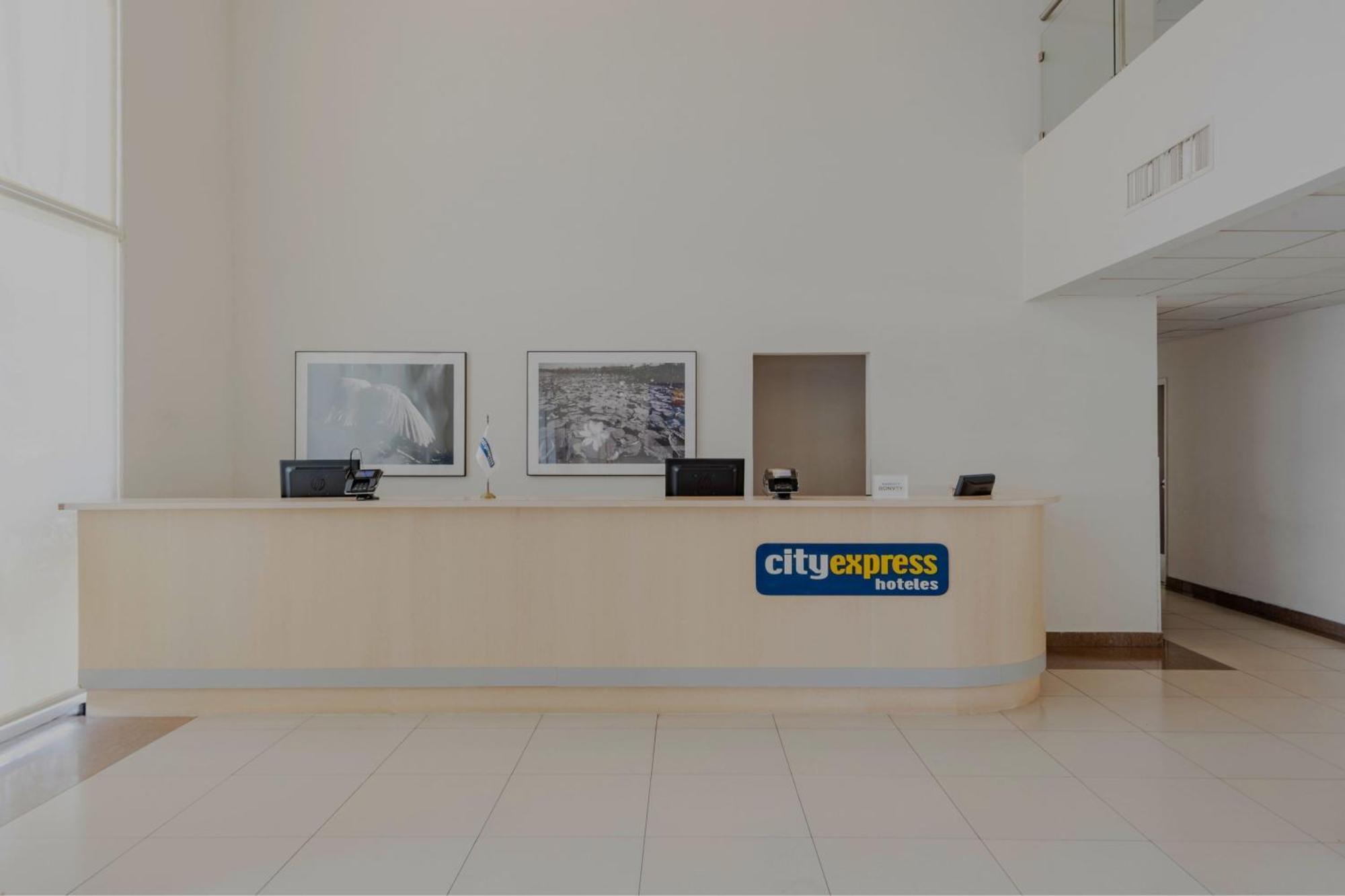City Express By Marriott Minatitlán Exterior foto