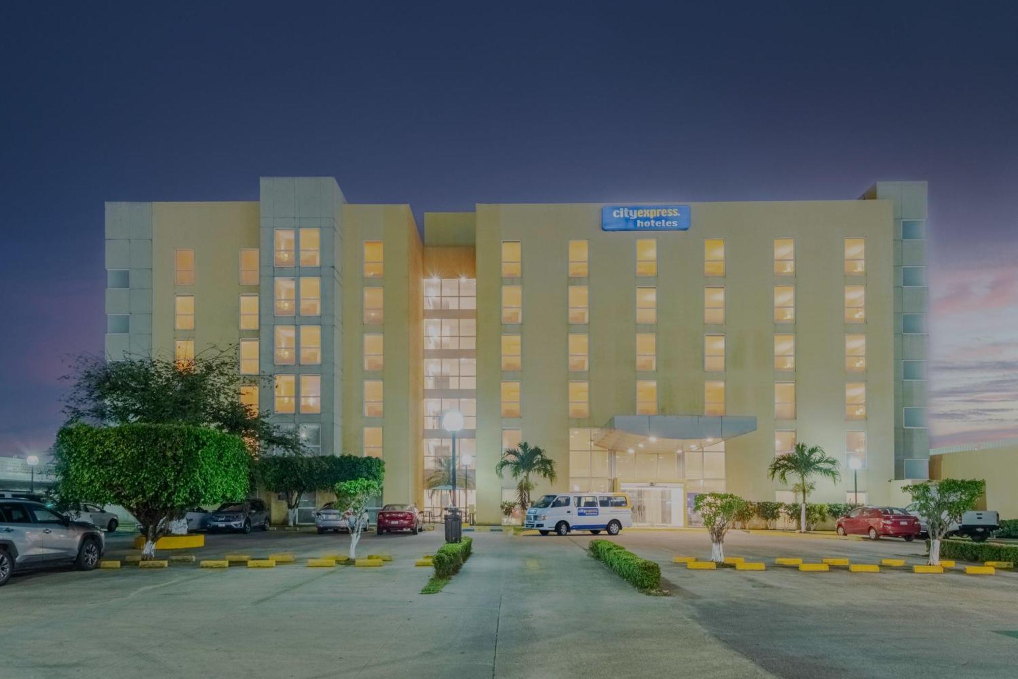 City Express By Marriott Minatitlán Exterior foto